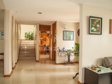 QUINTA BERNINI: Elegante propiedad con exquisitos detalles y acabados de primera