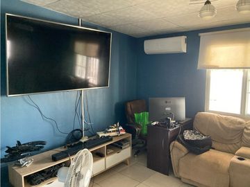 CASA REMODELADA EN VENTA EN LA ARBOLEDA DEL GOLF RUFINA ALFARO