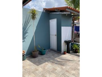 CASA REMODELADA EN VENTA EN LA ARBOLEDA DEL GOLF RUFINA ALFARO