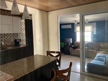 CASA REMODELADA EN VENTA EN LA ARBOLEDA DEL GOLF RUFINA ALFARO
