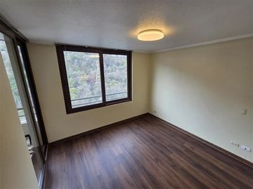 Departamento en arriendo de 3 dorm. en Recoleta