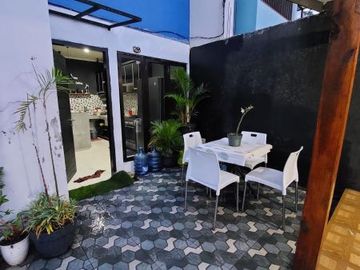 rumah konsep villa di ujung berung bandung
