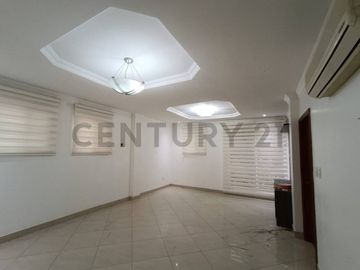 Venta Departamento en Condominio Kennedy Norte (DN)