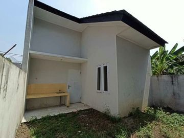 Rumah Luas 1 lantai Lokasi dekat jalan utama Soekarno Hatta dan GRAND SHARON&nbsp; Riung Bandung&nbsp;