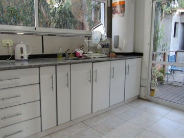 CASA EN COSTA ESMERALDA TOMA PERMUTA POR DEPTARTAMENTO EN CABA O ZONA COSTA ATLANTICA.URGENTE