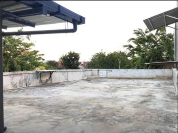 Dijual Cepat Rumah Hadap Selatan Lokasi Di Jl. Manyar Jaya, Surabaya