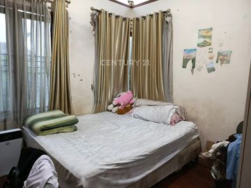Rumah 2 Lantai Dengan Lingkungan Hidup Di Jaksel 7644