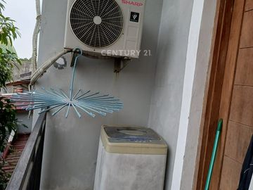 Rumah 2 Lantai Dengan Lingkungan Hidup Di Jaksel 7644