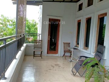 Rumah 2 Lantai Dengan Lingkungan Hidup Di Jaksel 7644