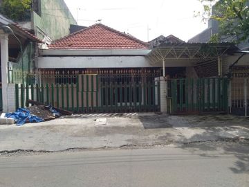 Rumah disewakan Dukuh Kupang Surabaya