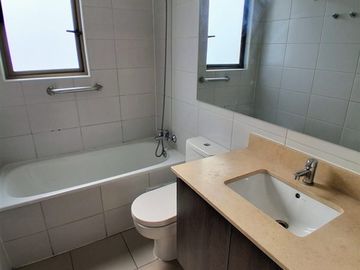 Departamento en arriendo de 3 dorm. en San Miguel
