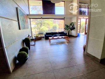 Departamento en arriendo de 3 dorm. en San Miguel