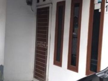 Rumah cantik terawat, luas termurah di Galaxy Bekasi