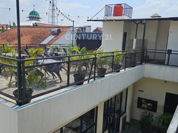 Ruang Usaha Bisa Untuk Cafe Sewa Acara Besar Di Pamoyanan CIanjur