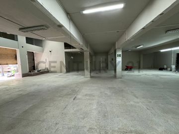 VENTA DE EDIFICIO COMERCIAL 6 PISOS EN AV. NICOLÁS DE PIÉROLA (CENTRO DE LIMA)