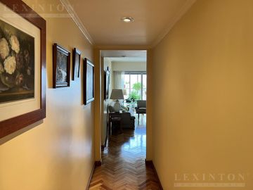 UBICADO EN LA MEJOR ZONA DE RECOLETA. RENOVADA COCINA Y BAÑOS