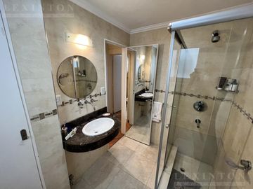 UBICADO EN LA MEJOR ZONA DE RECOLETA. RENOVADA COCINA Y BAÑOS