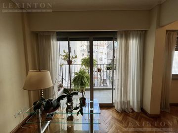 UBICADO EN LA MEJOR ZONA DE RECOLETA. RENOVADA COCINA Y BAÑOS