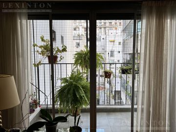 UBICADO EN LA MEJOR ZONA DE RECOLETA. RENOVADA COCINA Y BAÑOS