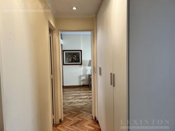 UBICADO EN LA MEJOR ZONA DE RECOLETA. RENOVADA COCINA Y BAÑOS