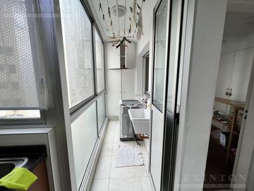 UBICADO EN LA MEJOR ZONA DE RECOLETA. RENOVADA COCINA Y BAÑOS
