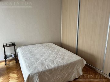 UBICADO EN LA MEJOR ZONA DE RECOLETA. RENOVADA COCINA Y BAÑOS