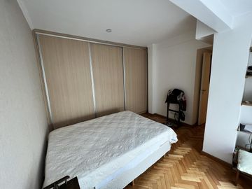 UBICADO EN LA MEJOR ZONA DE RECOLETA. RENOVADA COCINA Y BAÑOS