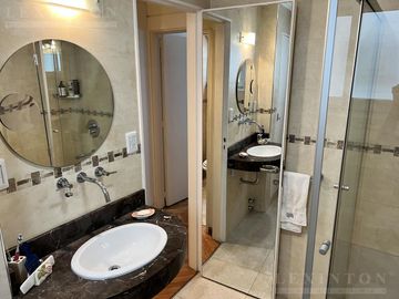 UBICADO EN LA MEJOR ZONA DE RECOLETA. RENOVADA COCINA Y BAÑOS
