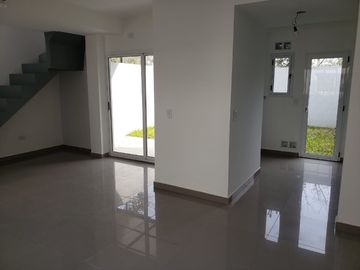 Duplex en venta en Ituzaingo Norte