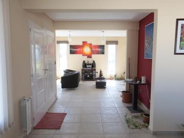 Casa Nivel Gerencial Neuquen Capital Zona Confluencia