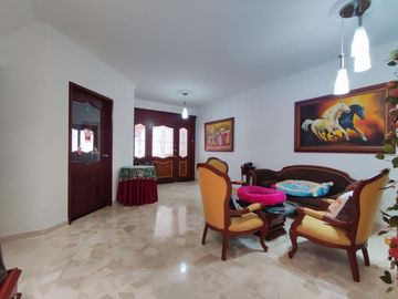casa en venta en castellana. Cod V27304