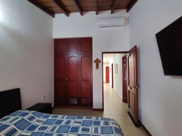 casa en venta en castellana. Cod V27304
