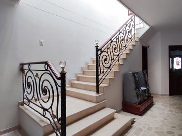 casa en venta en castellana. Cod V27304