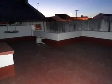 Departamento Tipo Casa en venta en Lanus Oeste