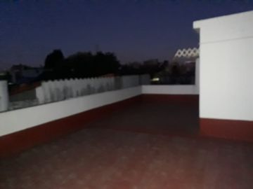 Departamento Tipo Casa en venta en Lanus Oeste
