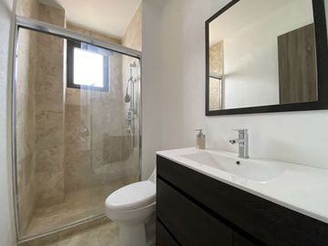 DEPARTAMENTO EN VENTA, FRENTE AL CLUB DE GOLF HDA, ENTREGA INMEDIATA.