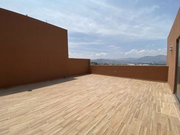 DEPARTAMENTO EN VENTA, FRENTE AL CLUB DE GOLF HDA, ENTREGA INMEDIATA.