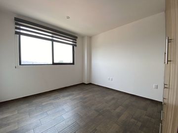 DEPARTAMENTO EN VENTA, FRENTE AL CLUB DE GOLF HDA, ENTREGA INMEDIATA.