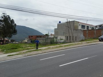 De Oportunidad Terreno Bien Ubicado Av Antonio J. Sucre y Av Diego de Vazquez