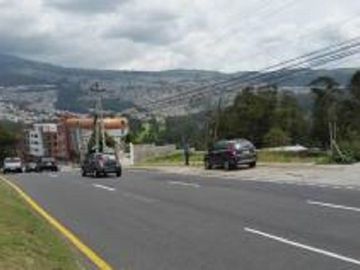 De Oportunidad Terreno Bien Ubicado Av Antonio J. Sucre y Av Diego de Vazquez