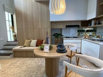 Rumah Manis Kondisi Bagus Banget Desaign Modern View Gunung sekitar
