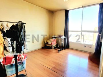 VENTA DEPTO 2D 2B, MONEDA, METRO ULA, APTO DISCAP.