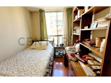 VENTA DEPTO 2D 2B, MONEDA, METRO ULA, APTO DISCAP.