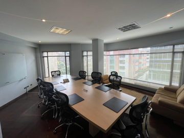 oficina en arriendo/venta en chico norte. Cod V70038