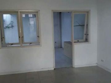 Sewa Rumah Kosong Bagus SHM di Bukit Palma Citraland