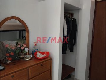 🌊 ¡VIVE EL PARAÍSO EN HUANCHACO! 🌅

¡Oportunidad única para tener tu casa de playa en uno de los destinos más emblemáticos de Trujillo! Ubicada a so