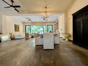 VENTA CASA RESIDENCIAL DE 1 PISO EN PRIVADA EN ZONA COUNTRY DE MERIDA, YUCATAN