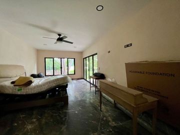 VENTA CASA RESIDENCIAL DE 1 PISO EN PRIVADA EN ZONA COUNTRY DE MERIDA, YUCATAN