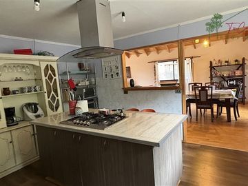 Casa interior en parcela en arriendo de 3D/4B en Talagante
