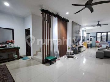 Rumah 2 Lantai Sudah Renovasi Nusaloka Bsd
